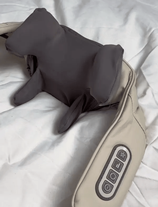 𝙓 𝙂𝙪𝙡𝙛 𝙈𝙖𝙧𝙩™ Kneading Massager (Shoulder and Neck) – مدلك عجن للكتف والرقبة